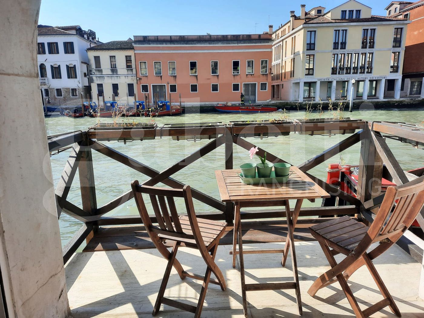 Quadrilocale arredato in affitto a Venezia