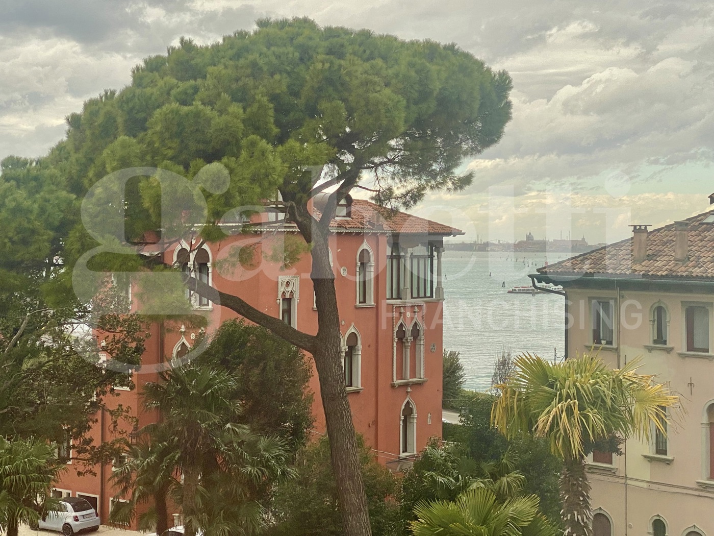 Appartamento in vendita a Venezia