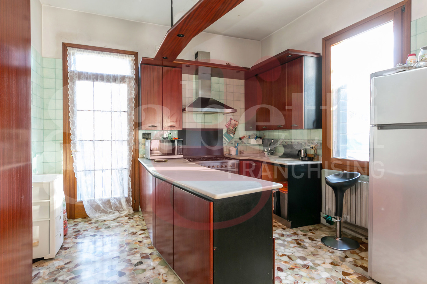 Villa Bifamiliare con giardino a Venezia