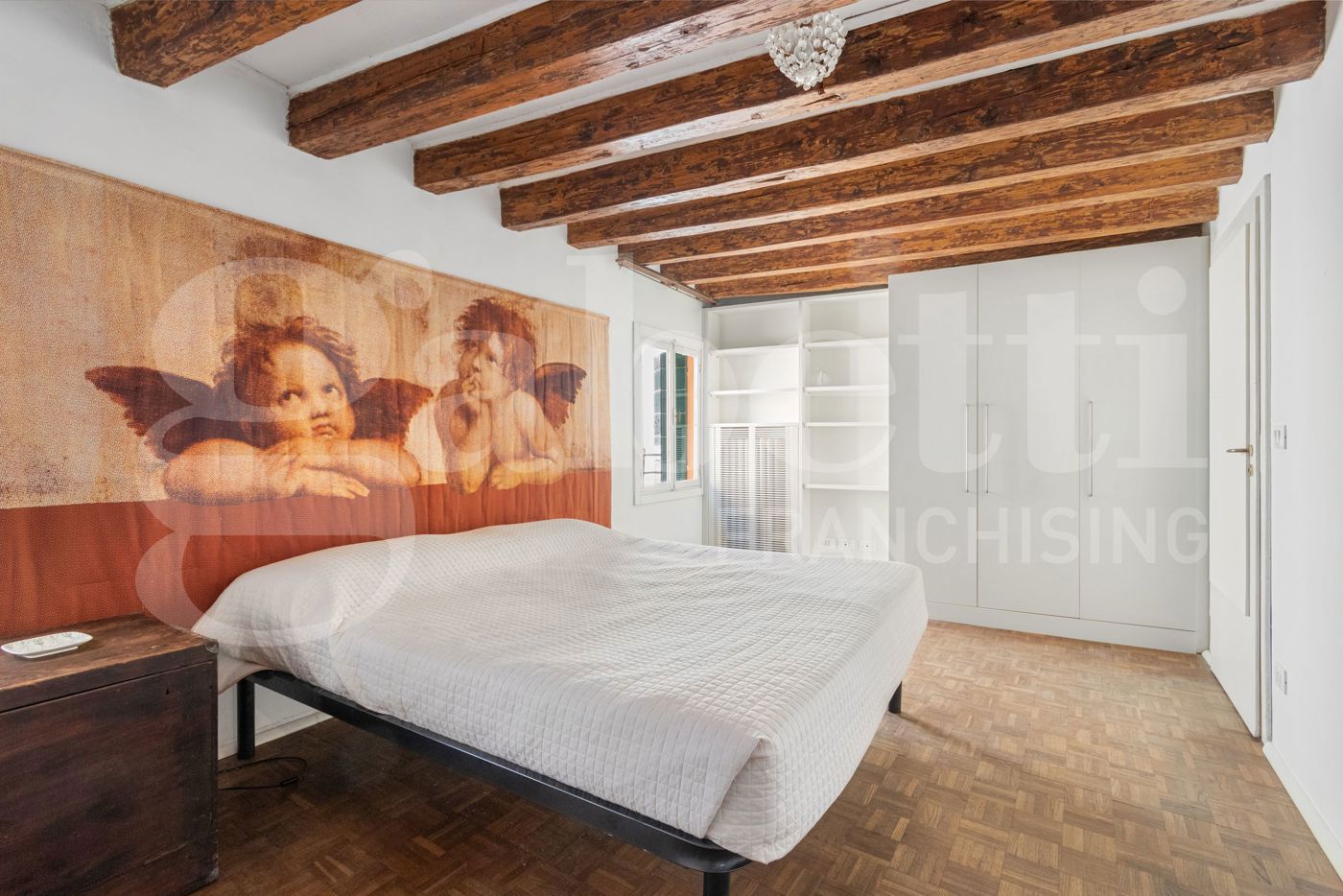 Quadrilocale arredato in affitto a Venezia