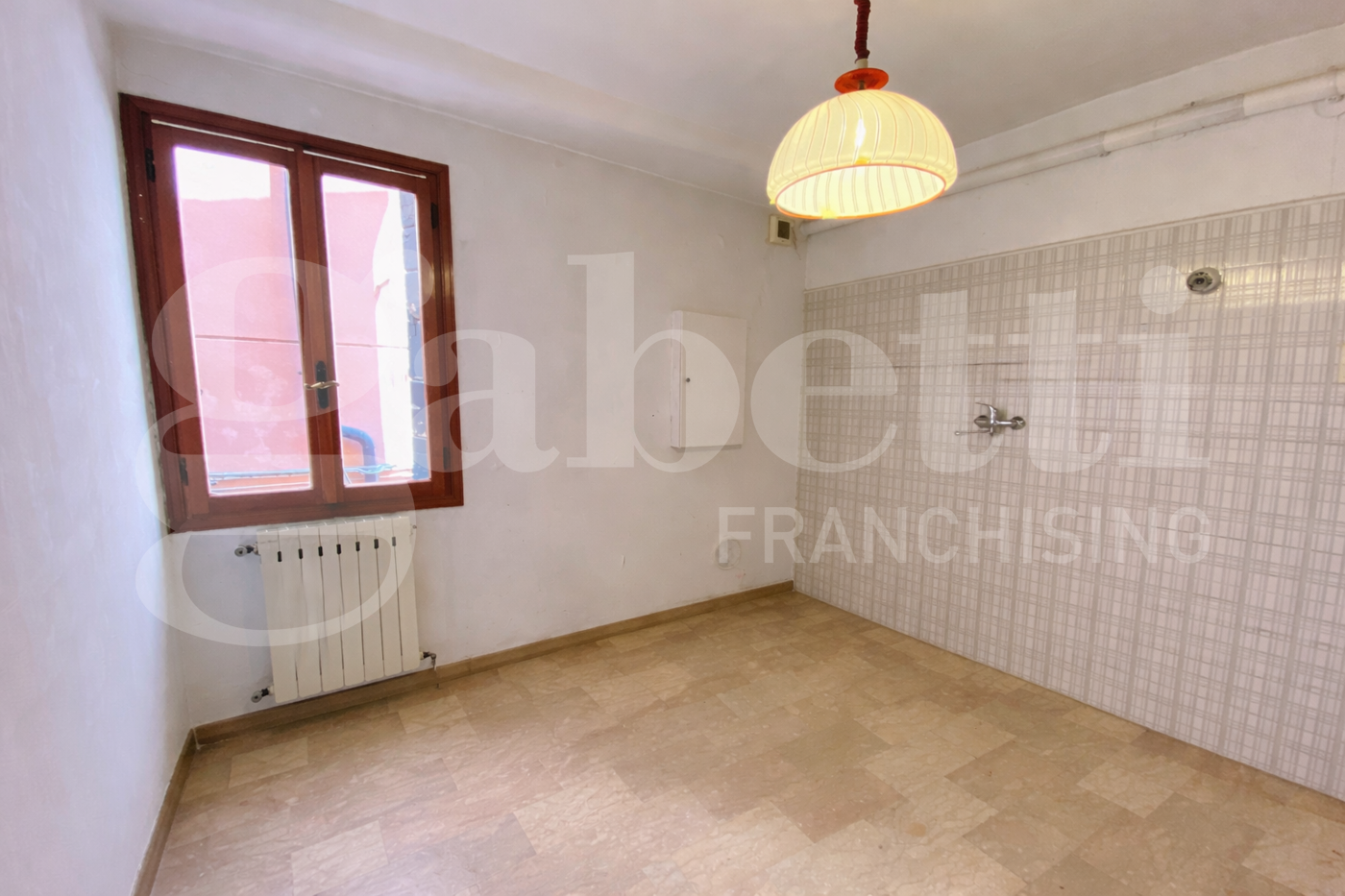 Trilocale da ristrutturare a Venezia