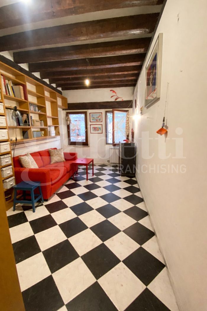 Quadrilocale in vendita a Venezia