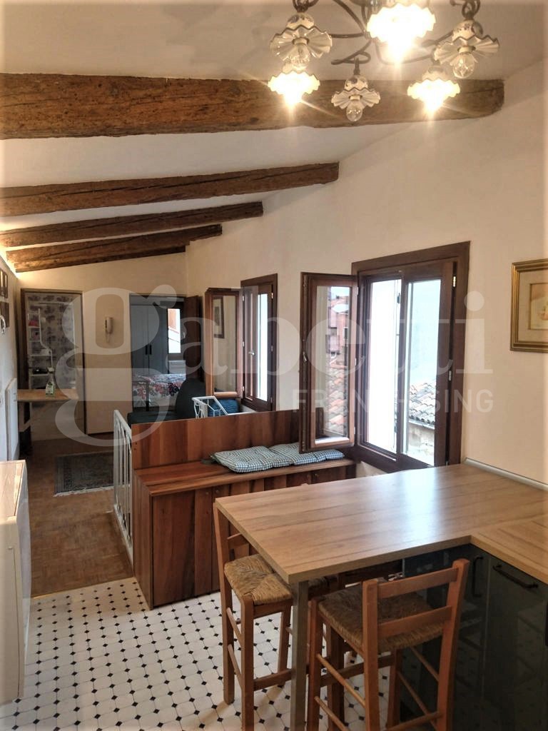 Bilocale arredato in affitto a Venezia