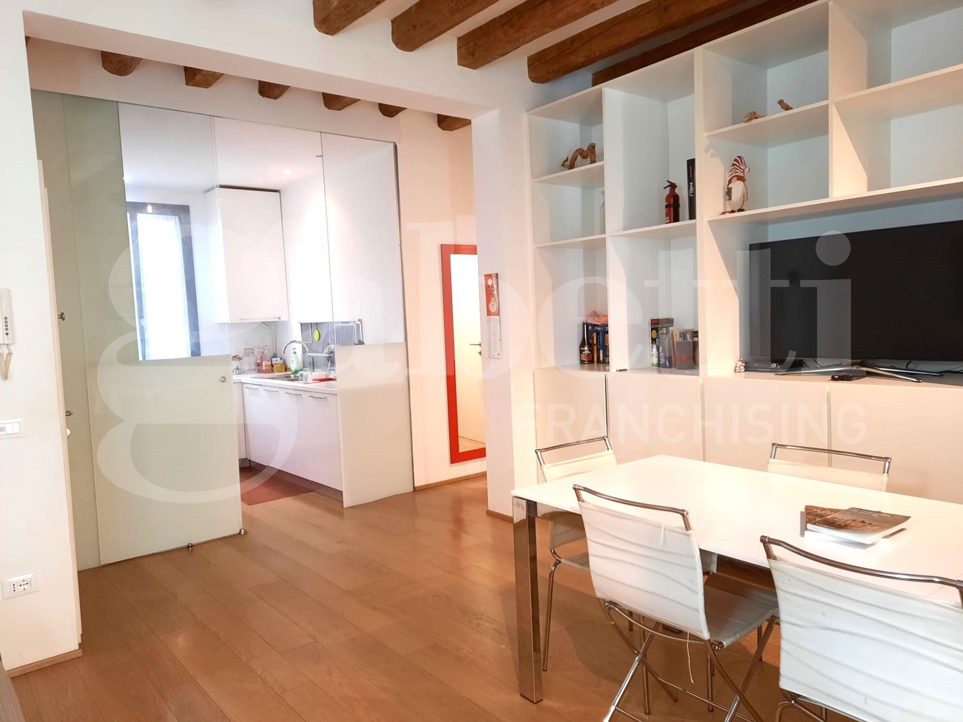 Quadrilocale in affitto a Venezia
