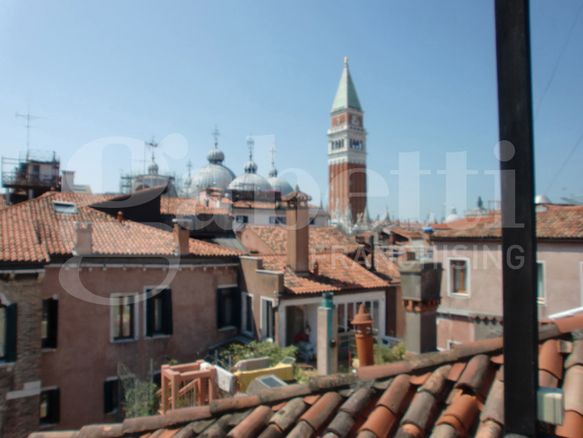 Monolocale arredato in affitto a Venezia