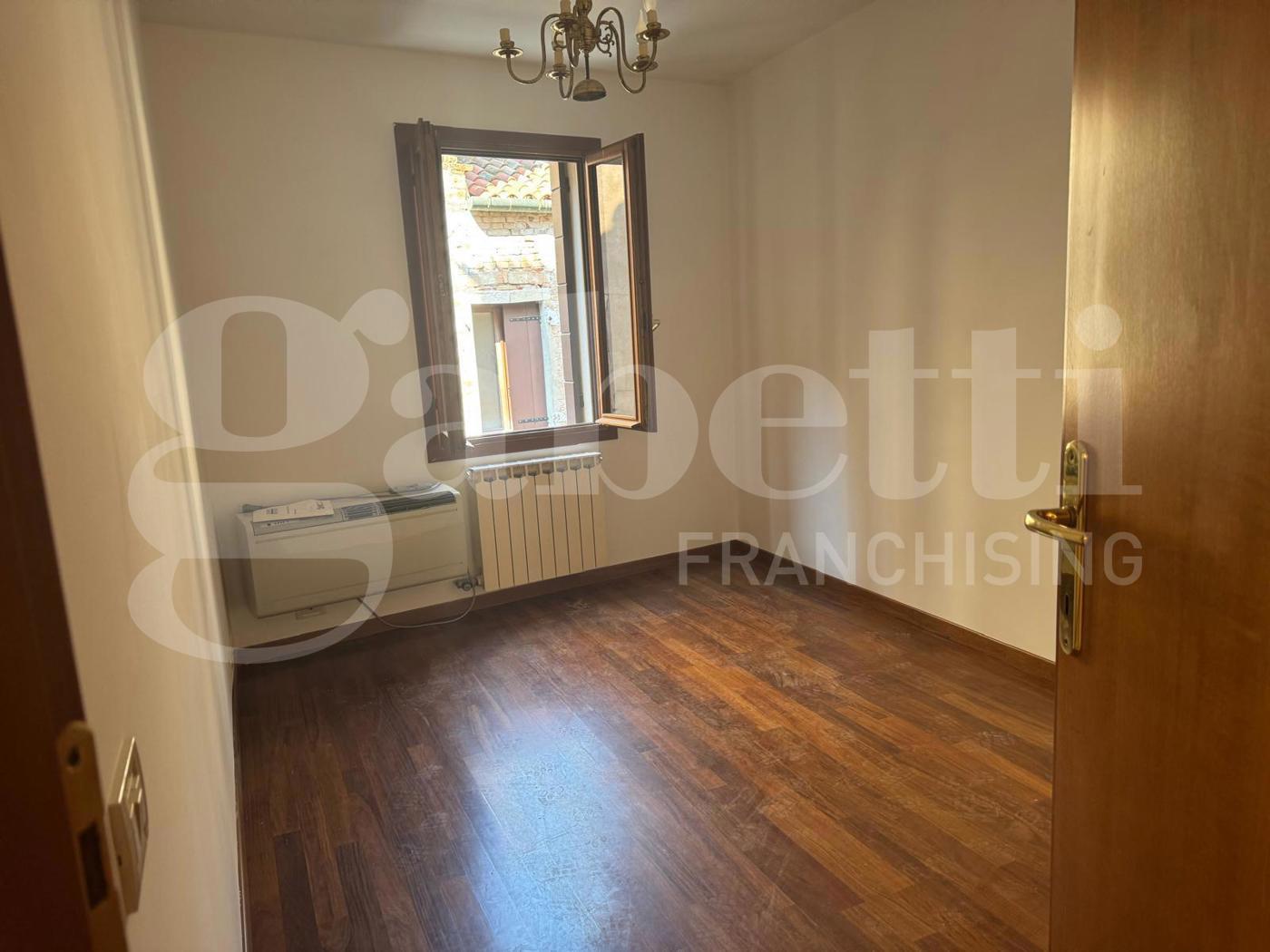 Trilocale ristrutturato a Venezia