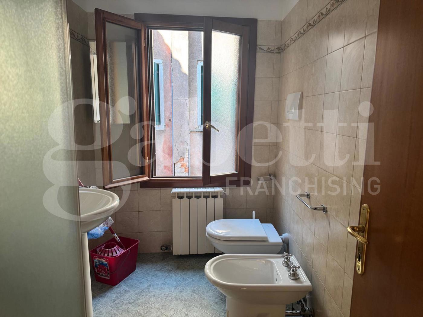 Trilocale ristrutturato a Venezia