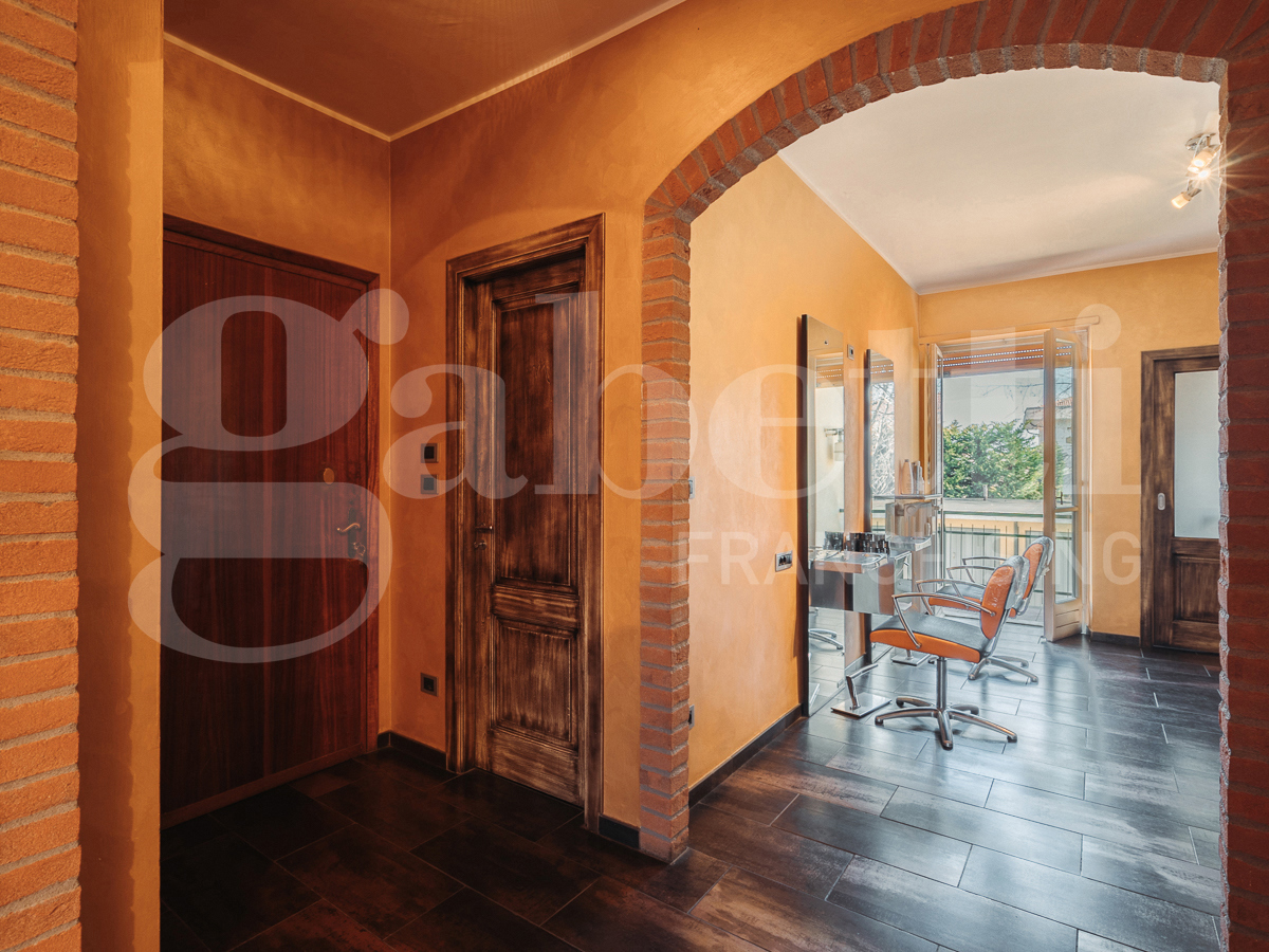 Negozio in vendita a Pinerolo