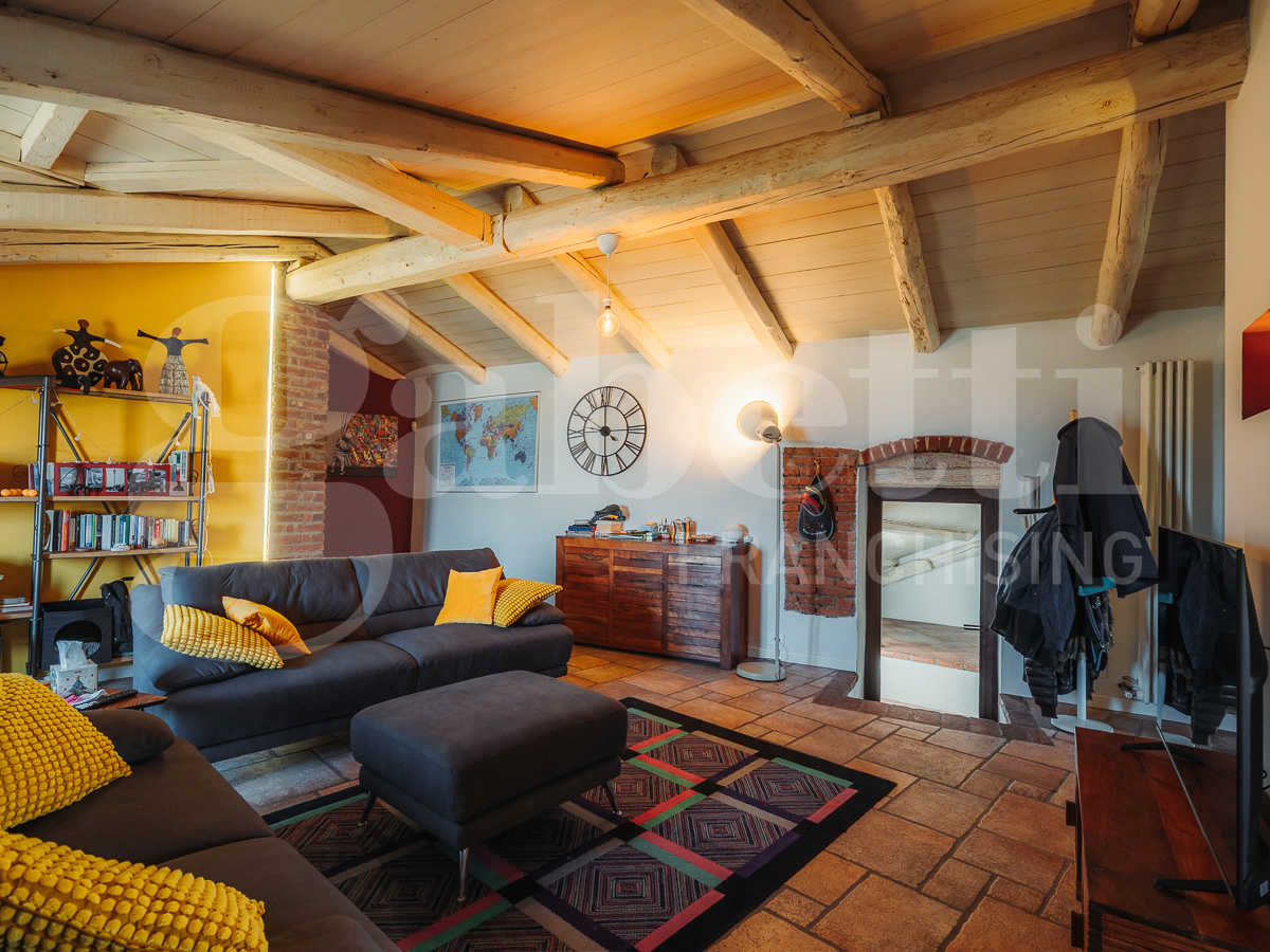 Quadrilocale in vendita a Pinerolo