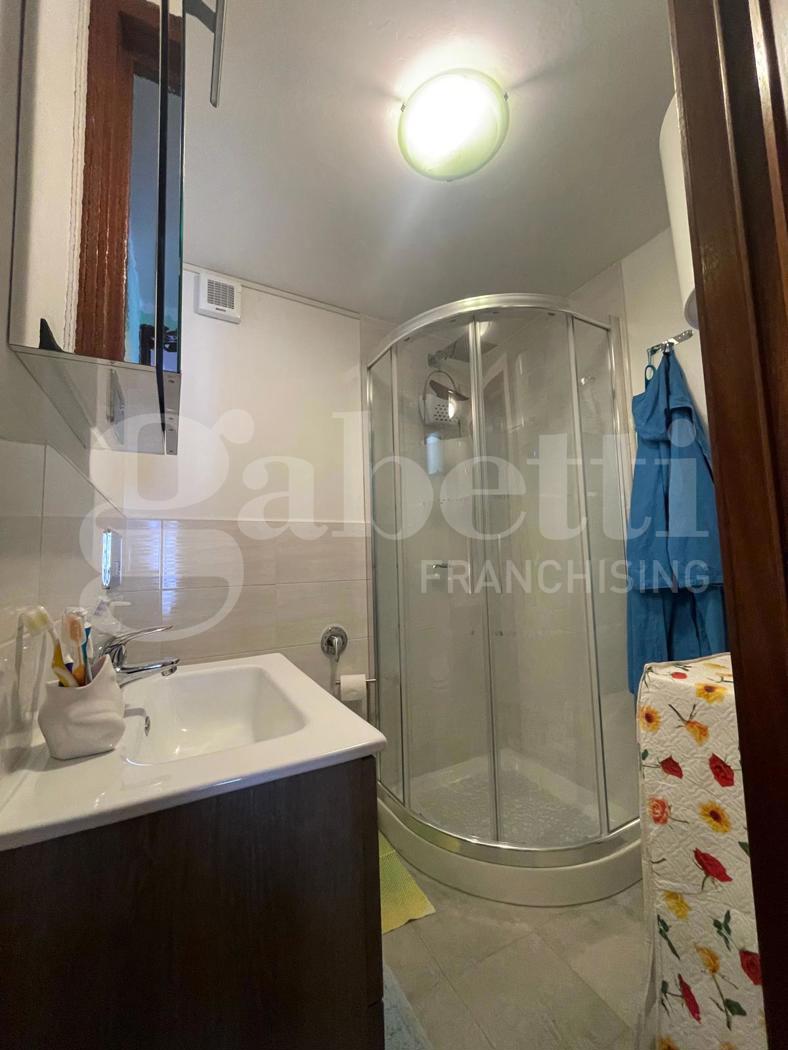 Trilocale arredato in affitto a Perrero