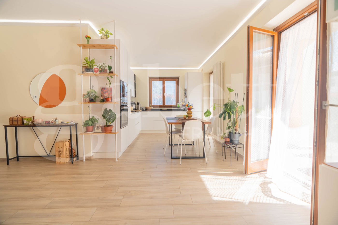 Quadrilocale con giardino a Piscina