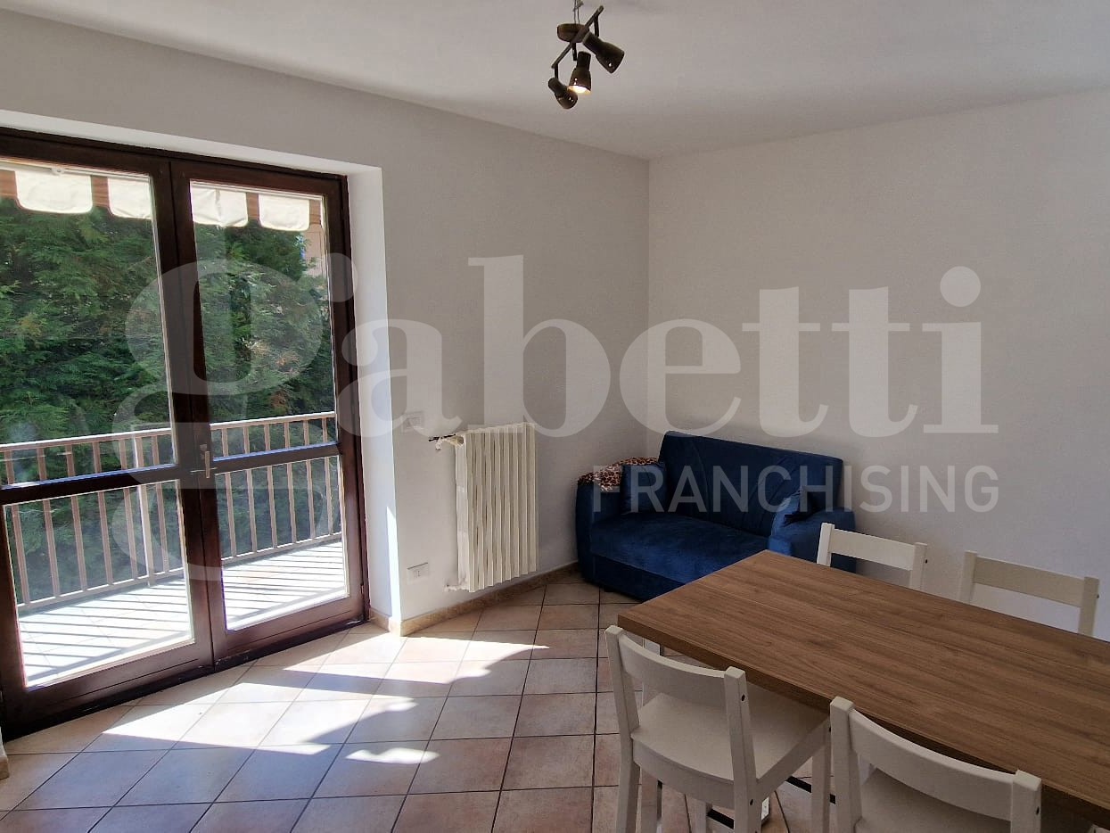 Trilocale arredato in affitto a Pinerolo