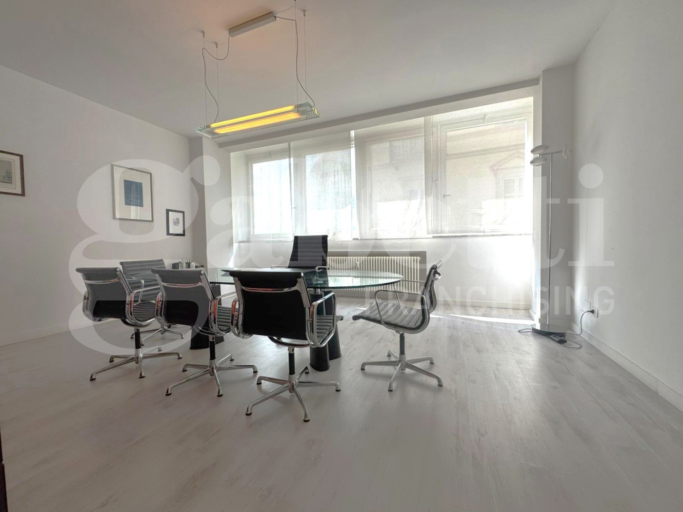 Ufficio ristrutturato a Pinerolo