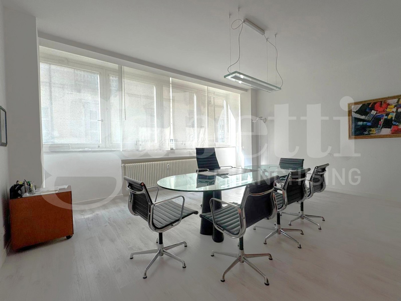 Ufficio ristrutturato a Pinerolo