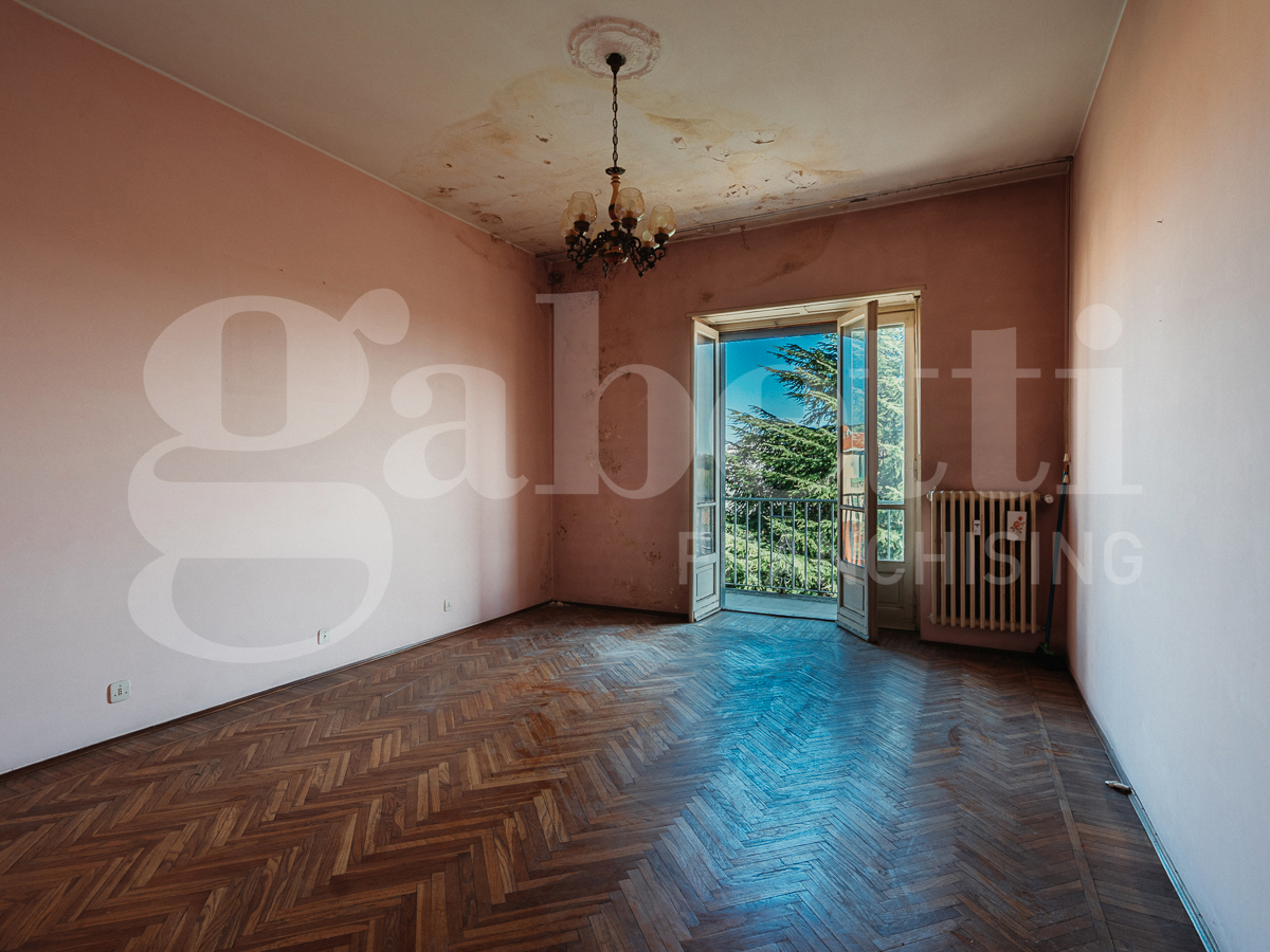 Appartamento con box a Pinerolo