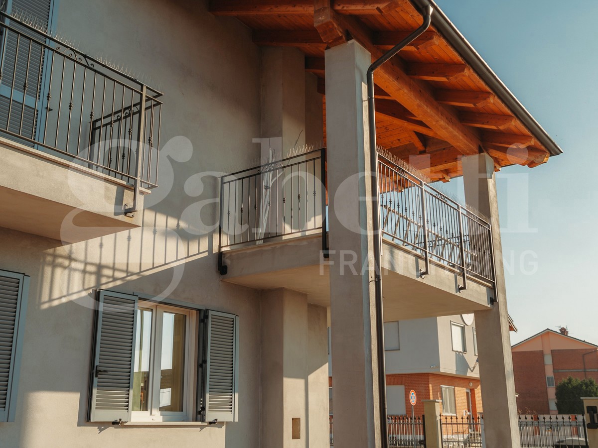 Villa con giardino a Vigone