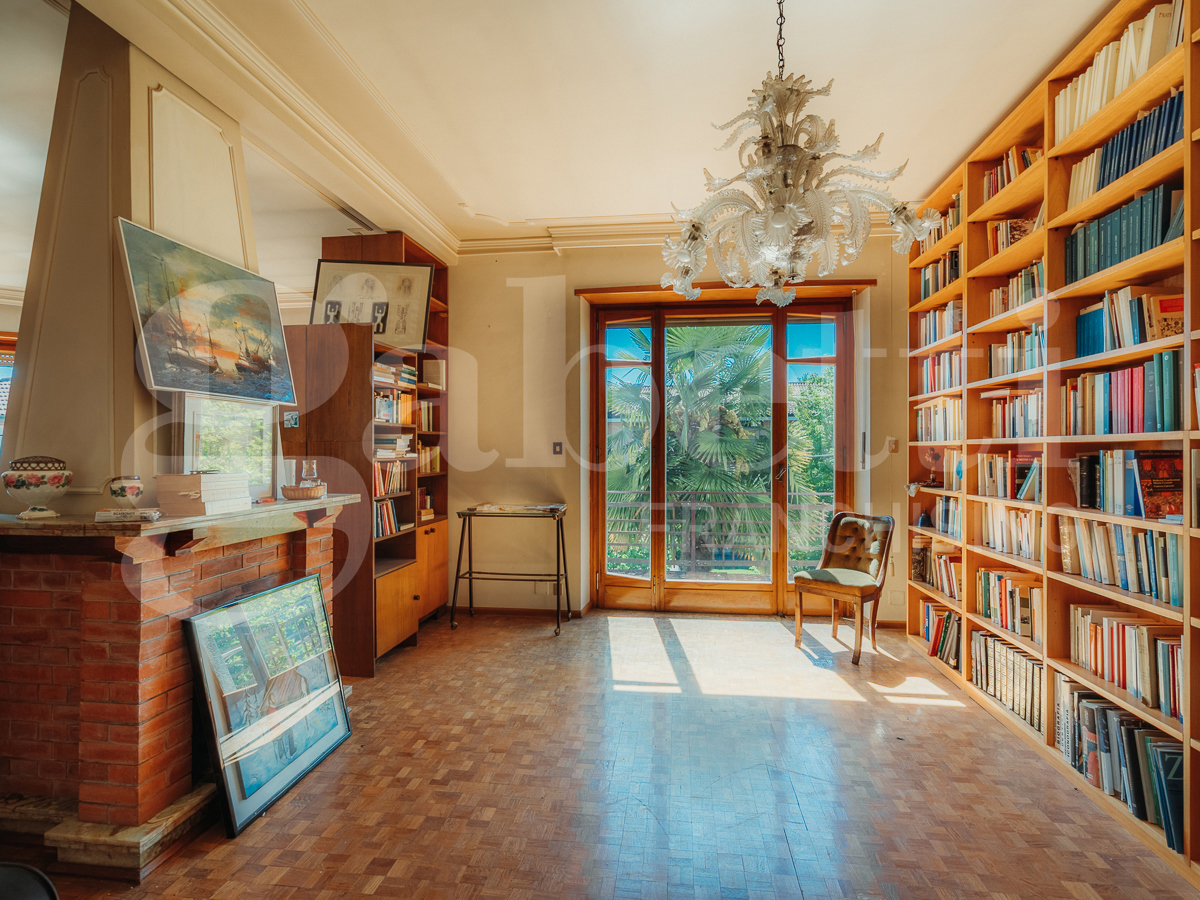 Appartamento con box a Pinerolo