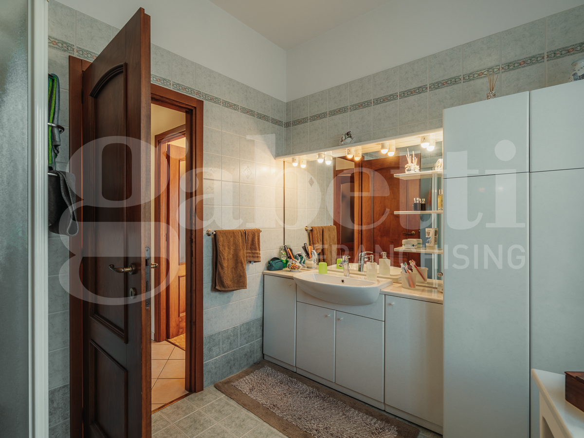 Quadrilocale in vendita a Pinerolo