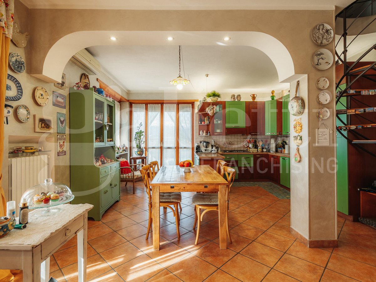 Appartamento con giardino a Buriasco