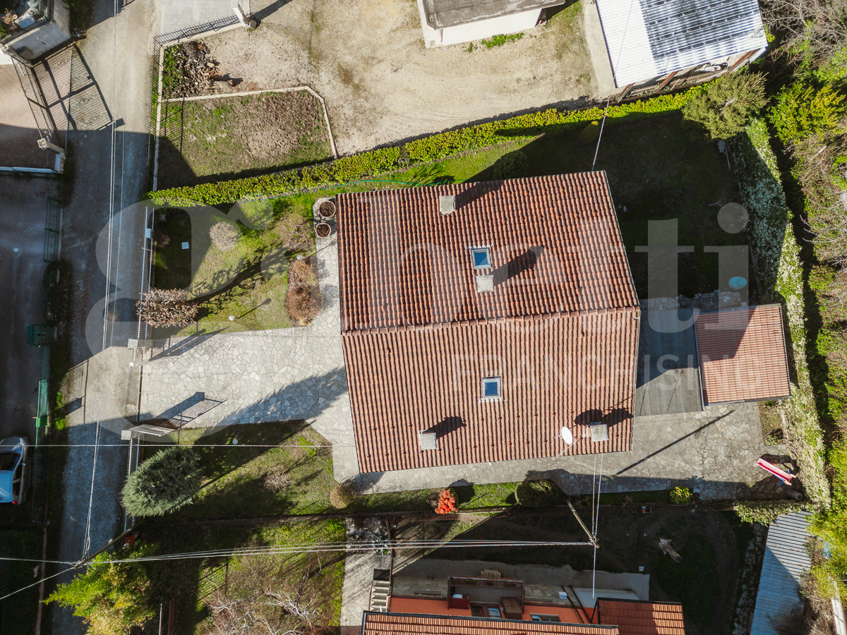 Appartamento con giardino a Porte