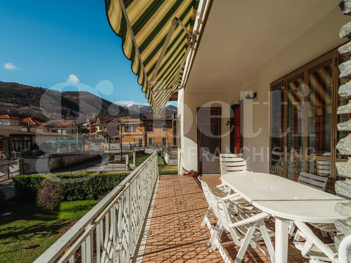 Appartamento con giardino a Porte