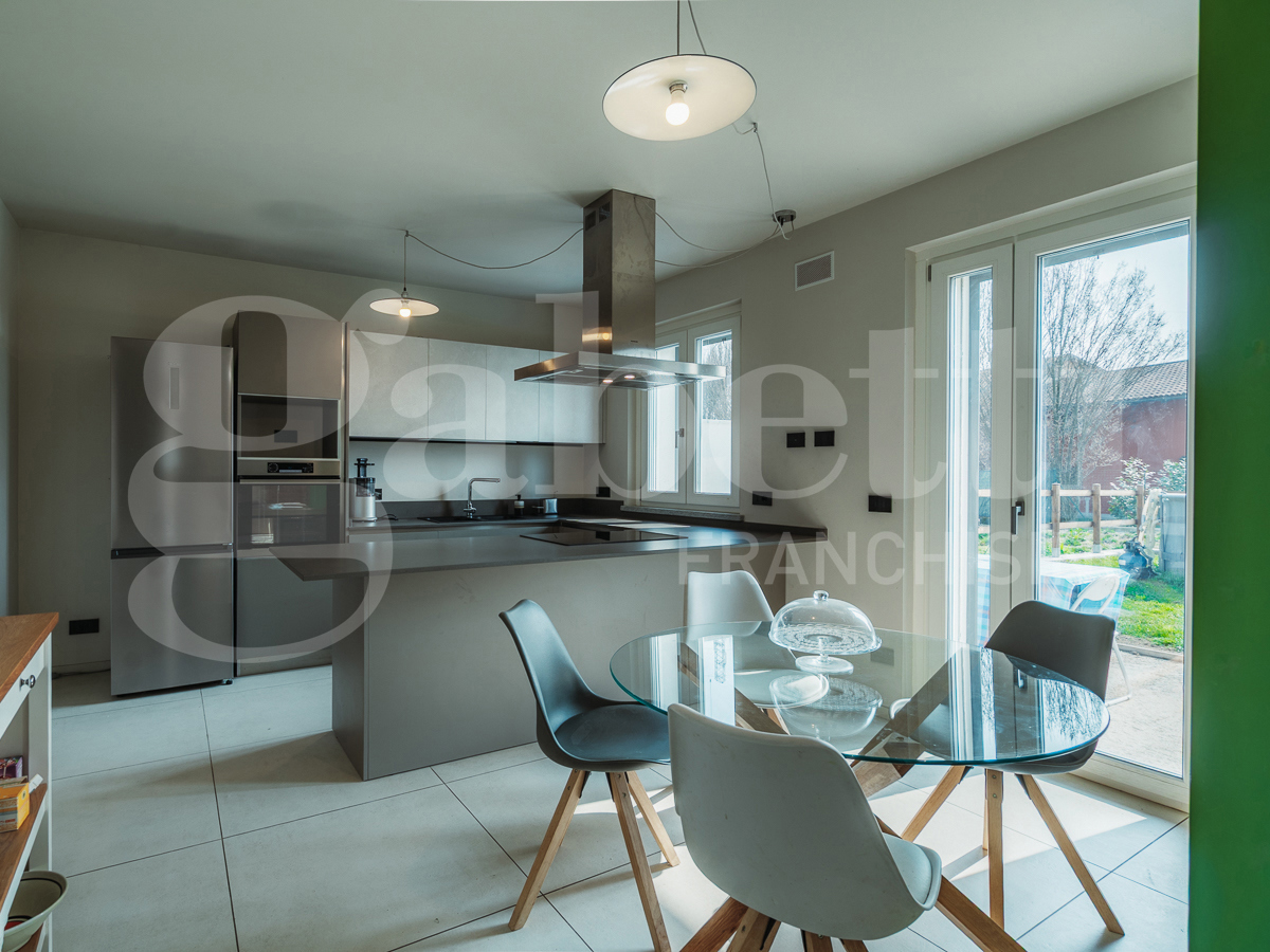 Casa indipendente con giardino a Macello