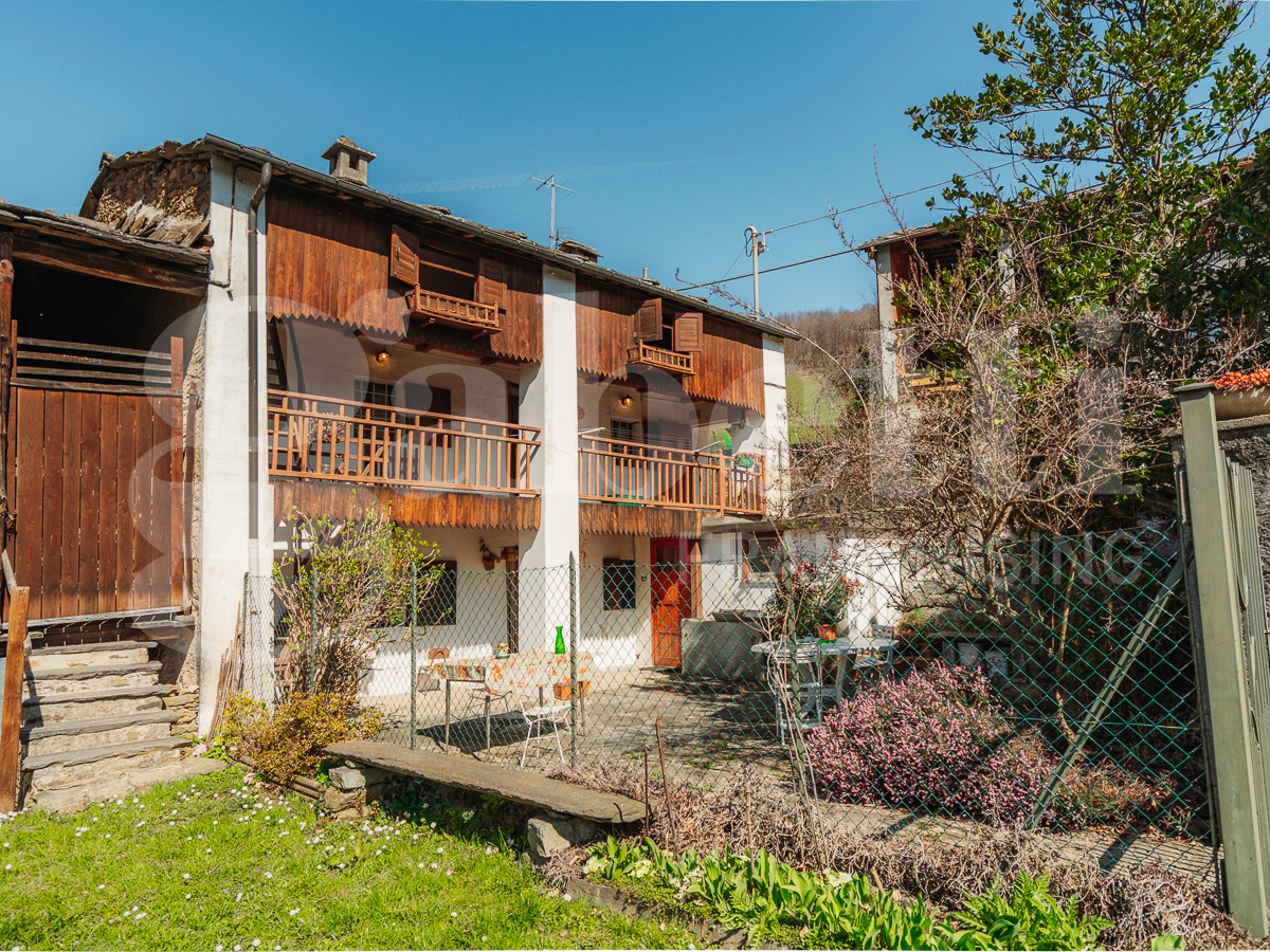 Casa indipendente in vendita a Angrogna