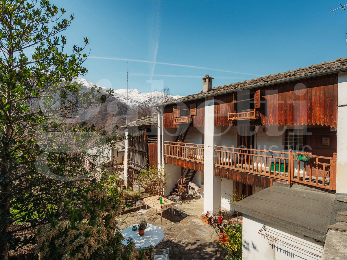 Casa indipendente in vendita a Angrogna