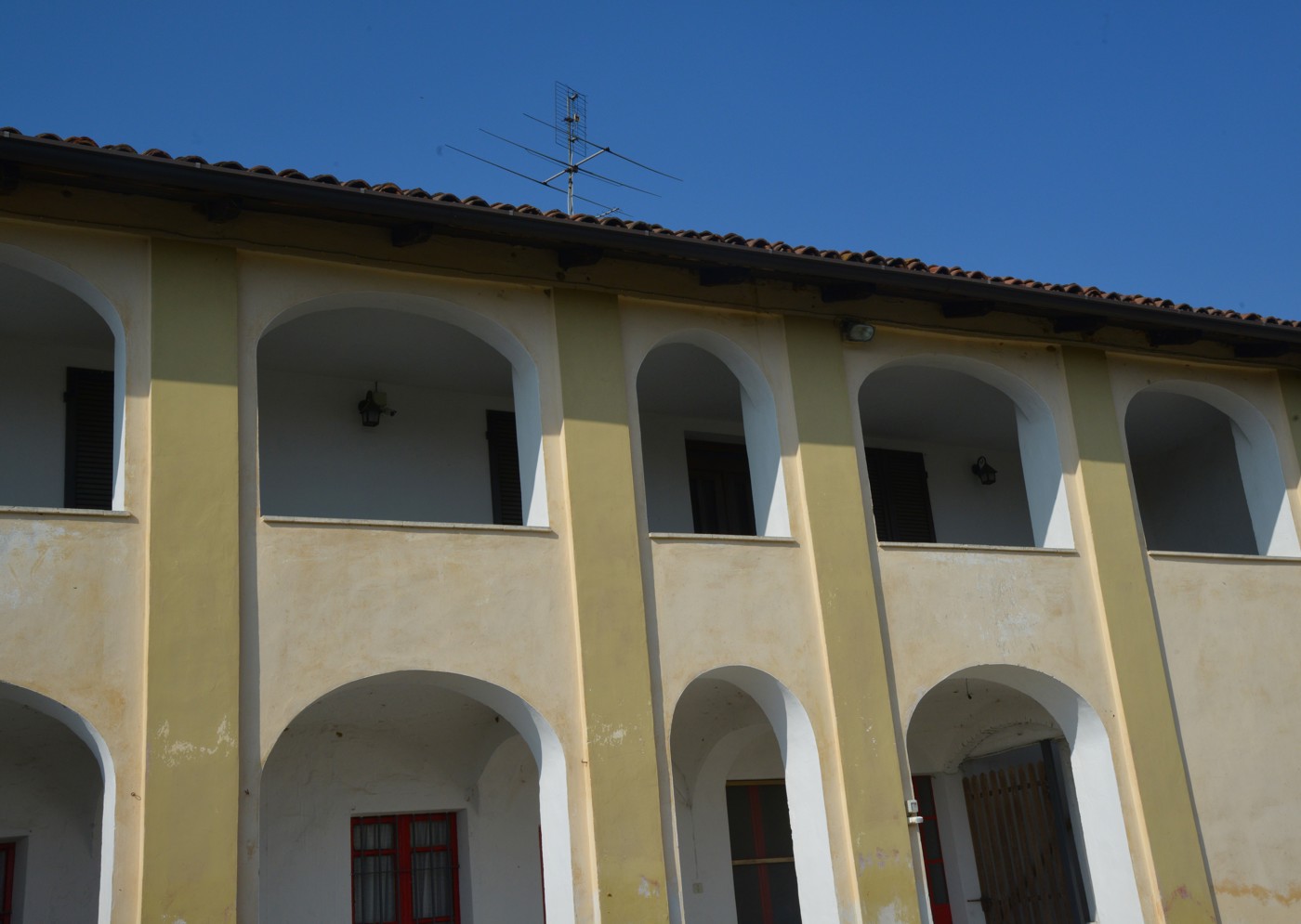 Villa Bifamiliare con giardino a Asti