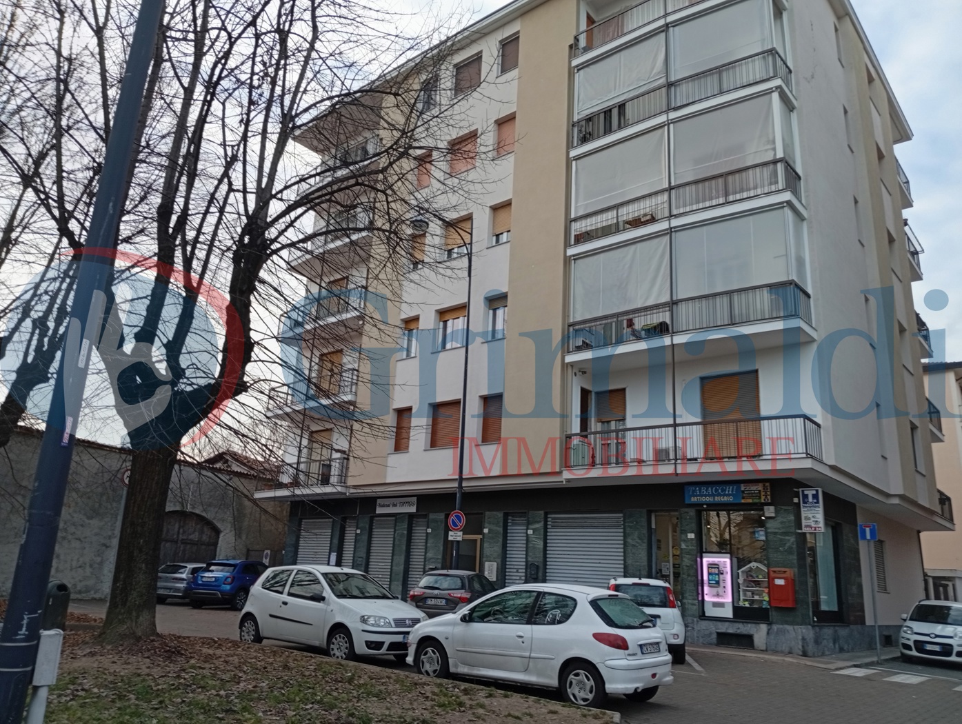 Negozio in vendita a Beinasco