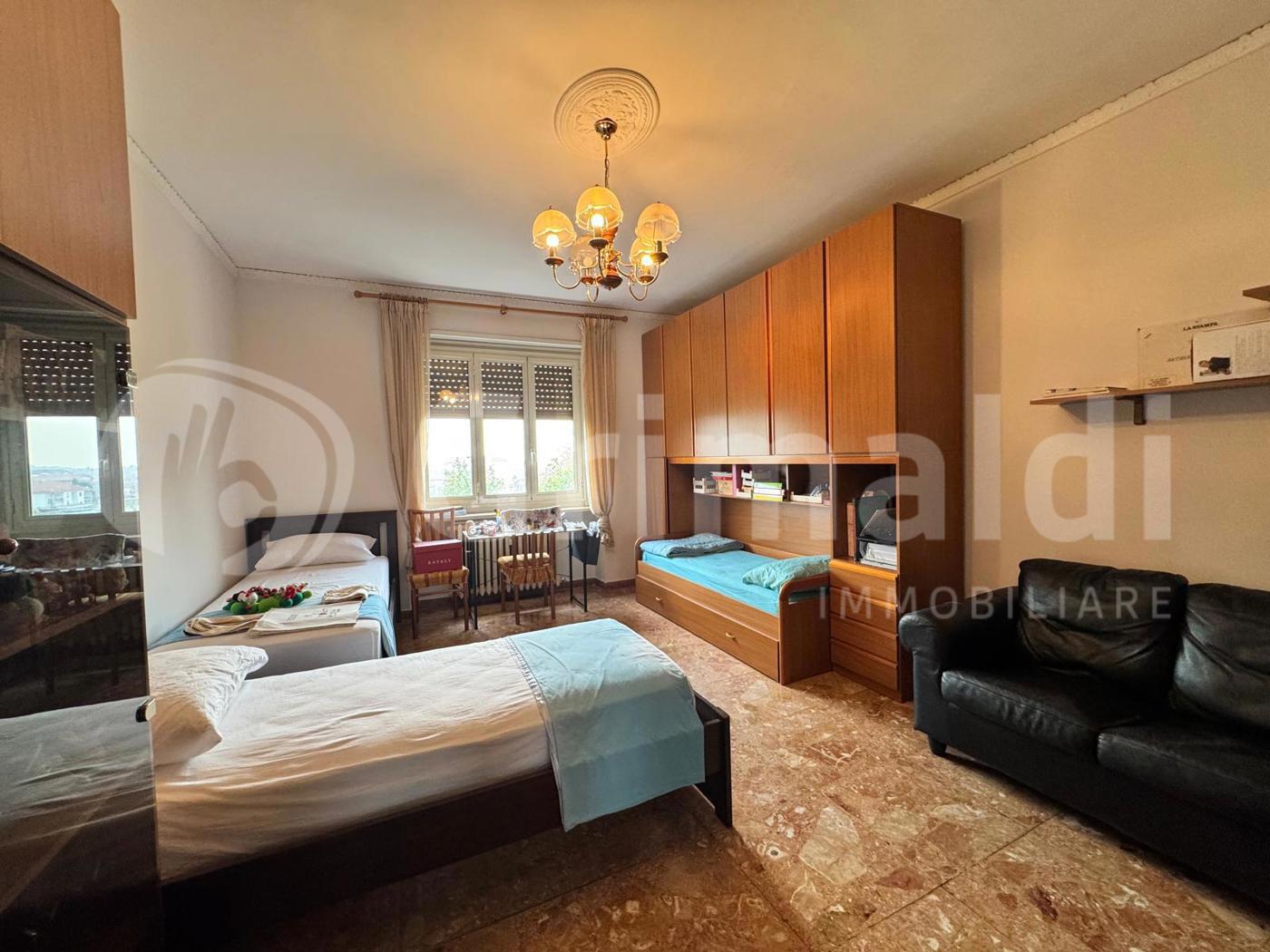 Trilocale arredato in affitto a Beinasco