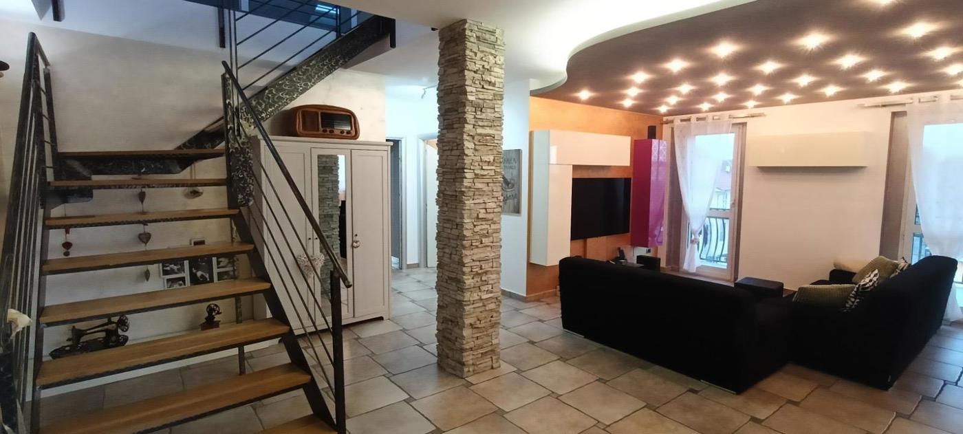 Appartamento con box a Nole