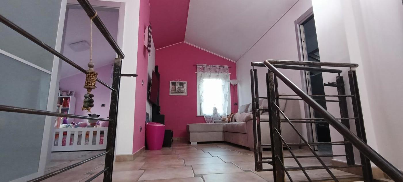 Appartamento con box a Nole