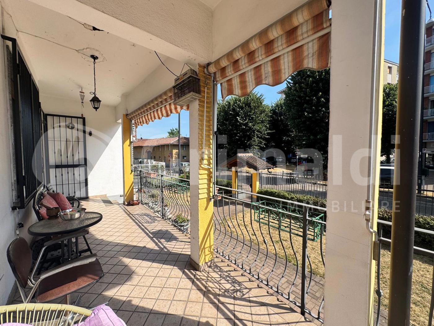 Villa con giardino a Beinasco