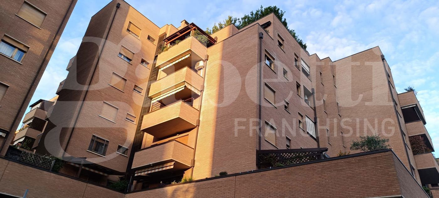 Trilocale ristrutturato a Casalecchio di Reno