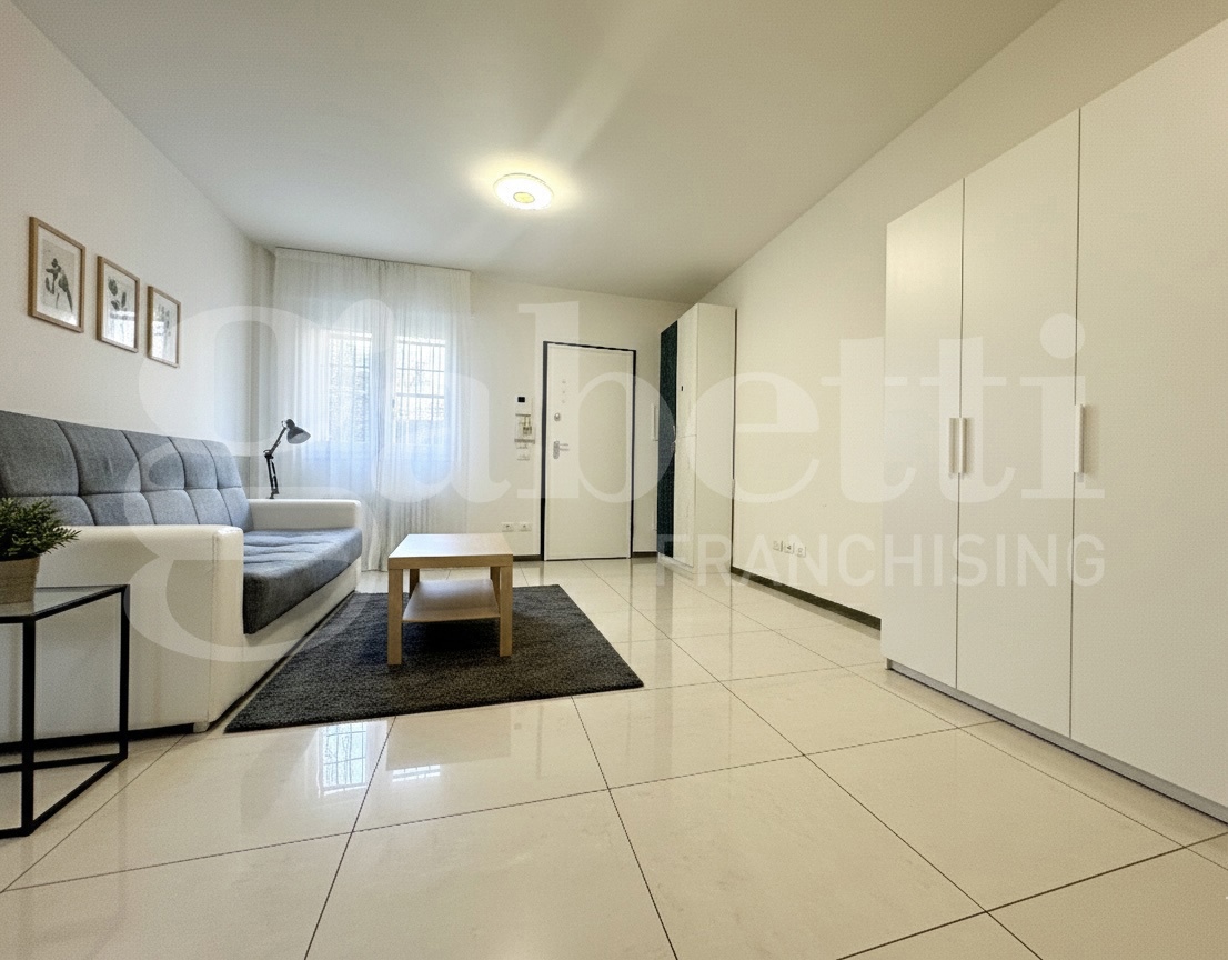 Quadrilocale con box a Bologna