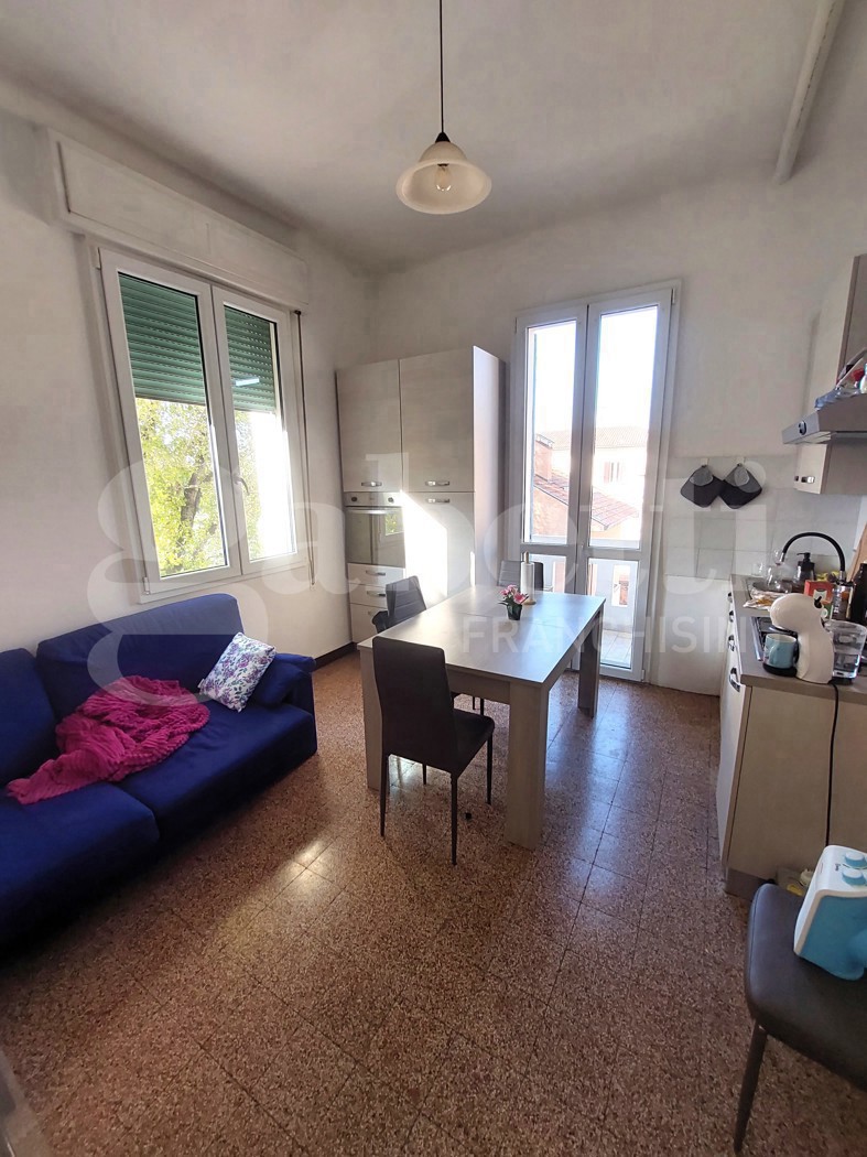 Trilocale arredato in affitto a Bologna
