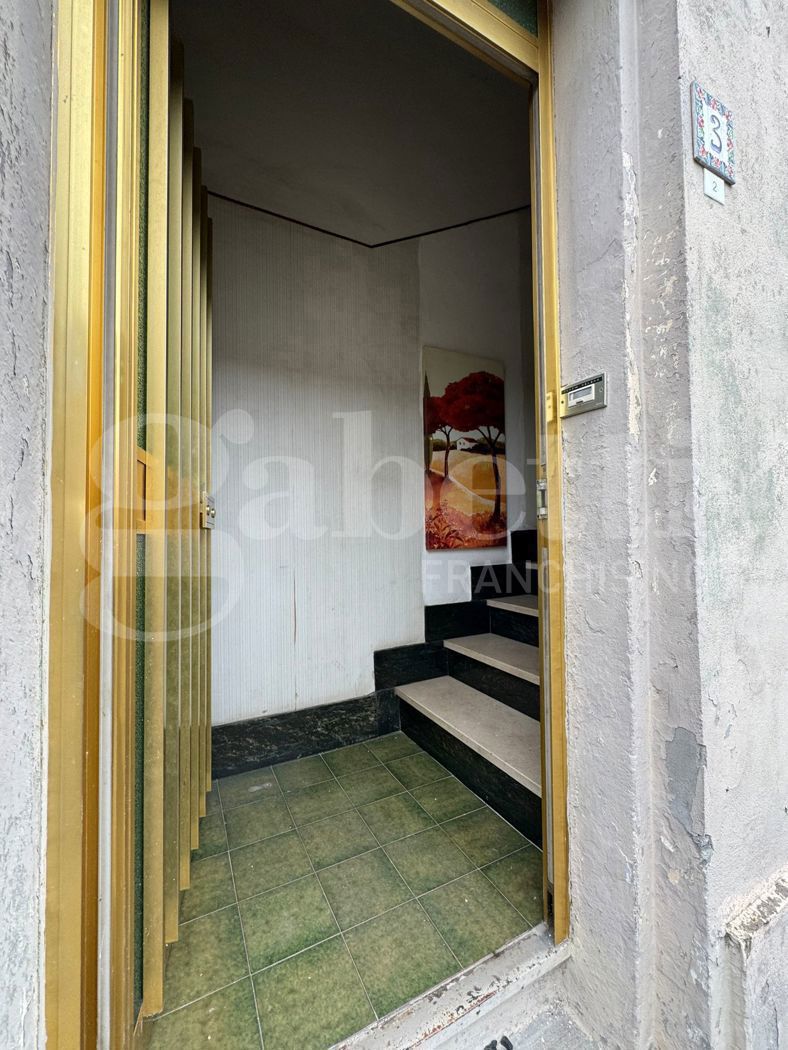 Casa indipendente con box doppio a Bologna