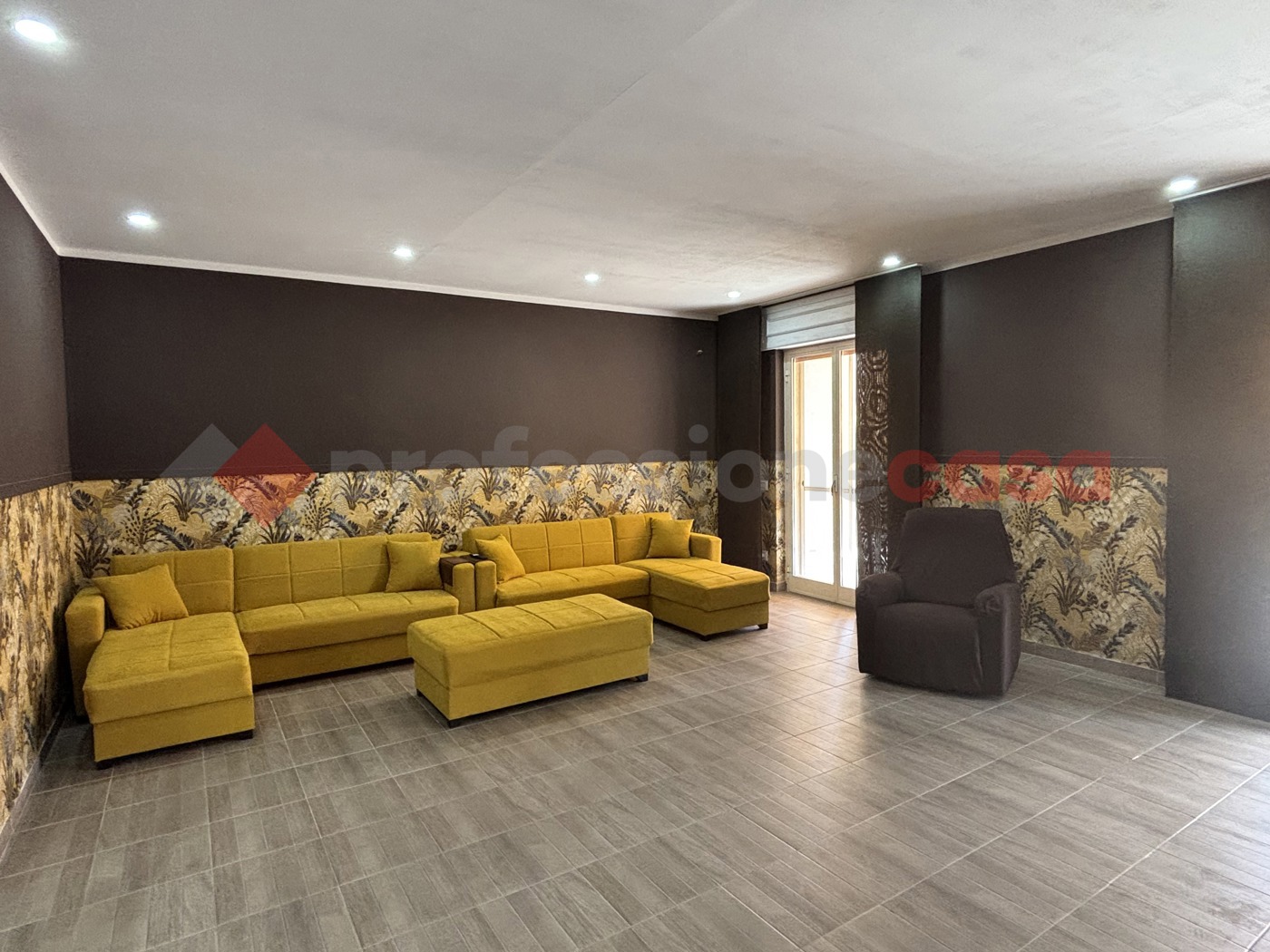 Quadrilocale con giardino a Statte