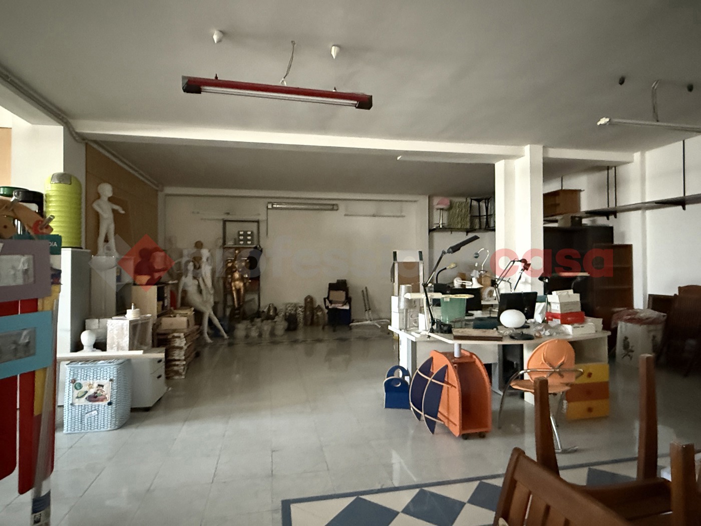 Negozio in affitto a San Giorgio Ionico