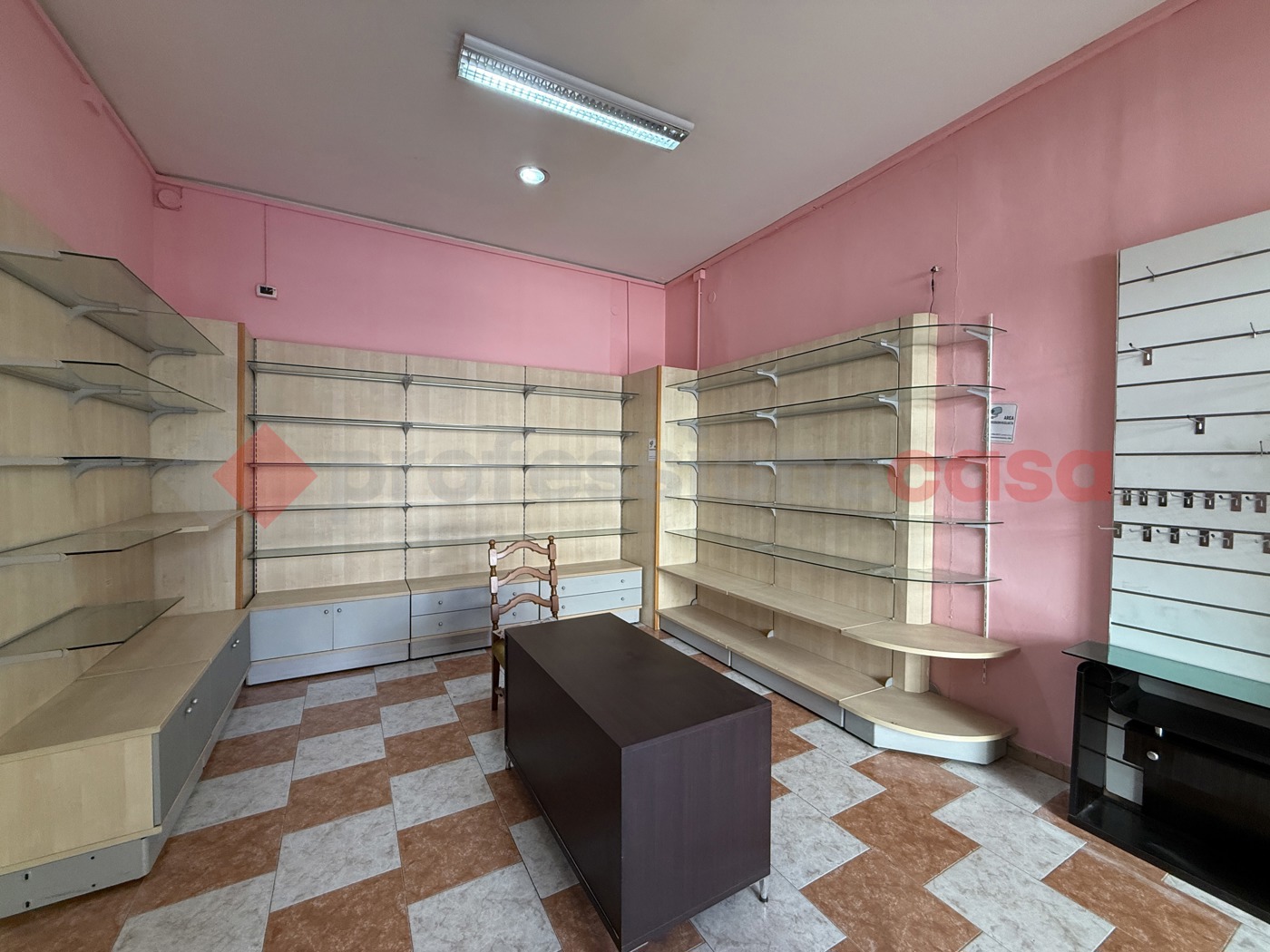 Negozio in vendita a Taranto