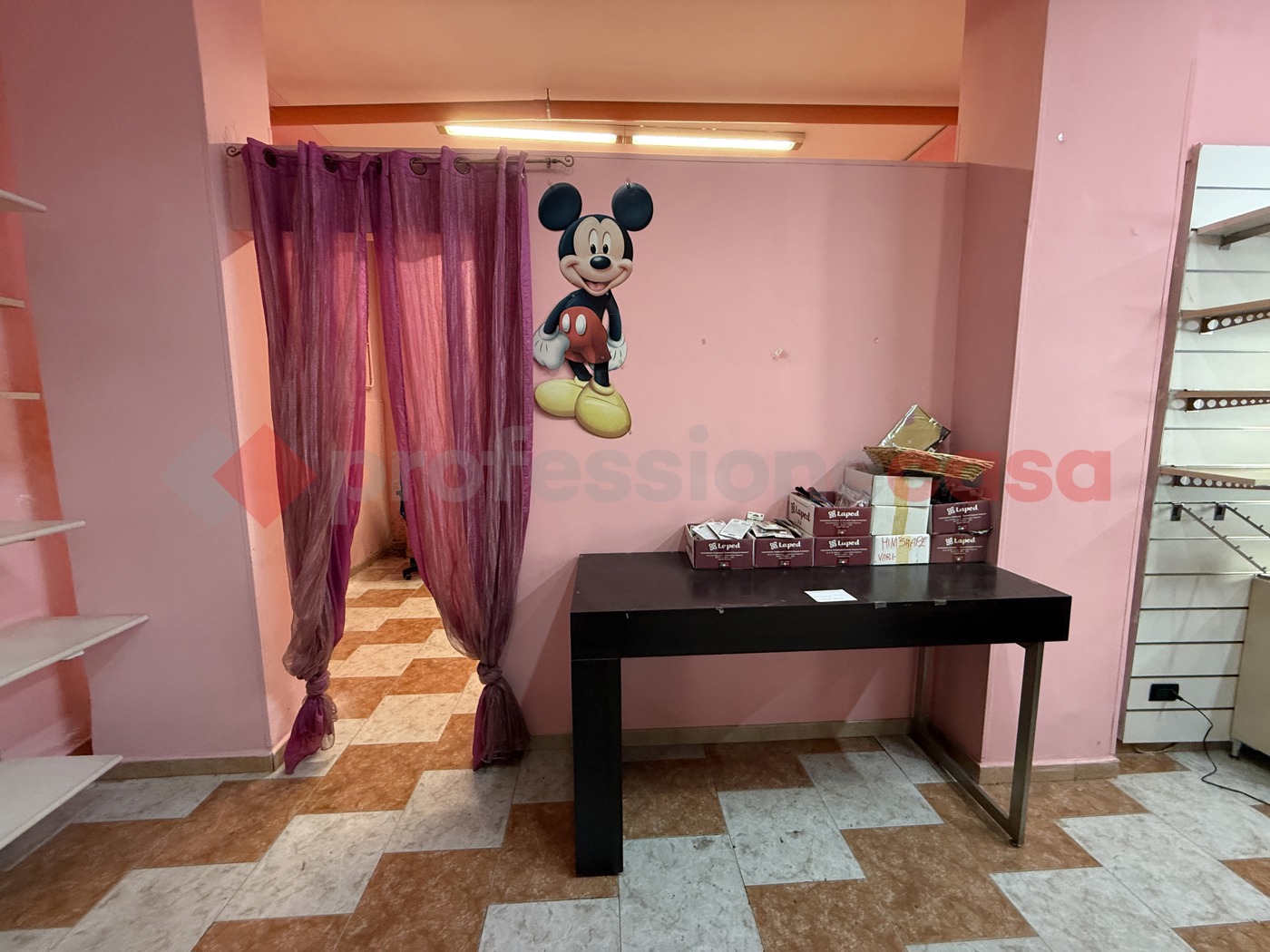 Negozio in vendita a Taranto