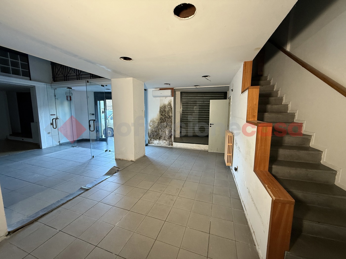 Negozio in affitto a Taranto