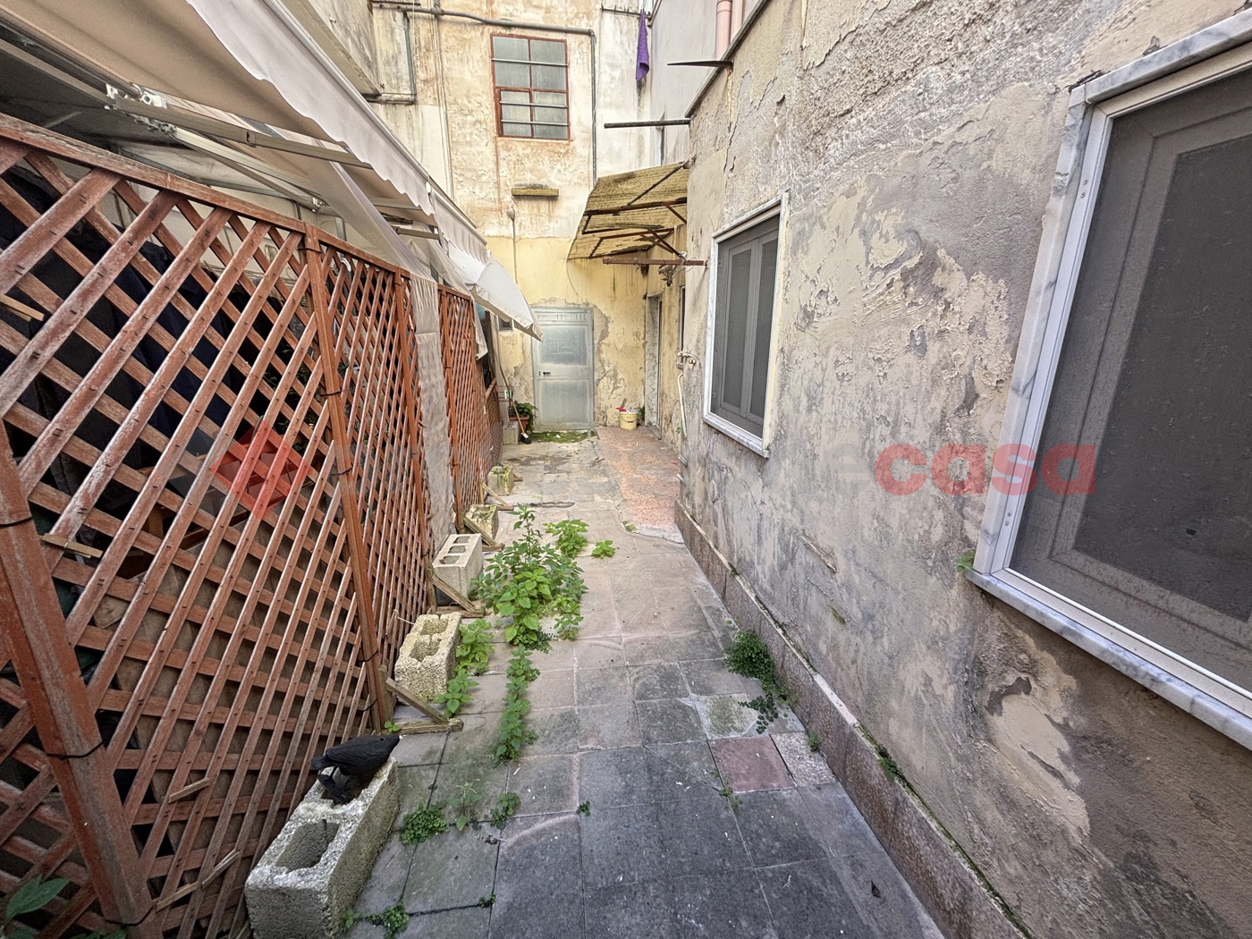 Bilocale da ristrutturare a Taranto