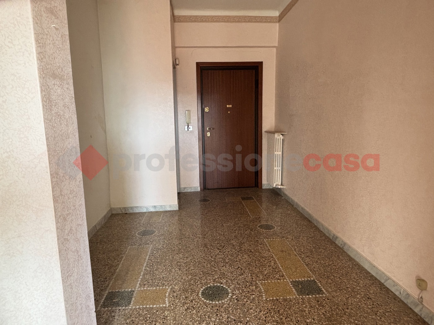 Trilocale da ristrutturare a Taranto