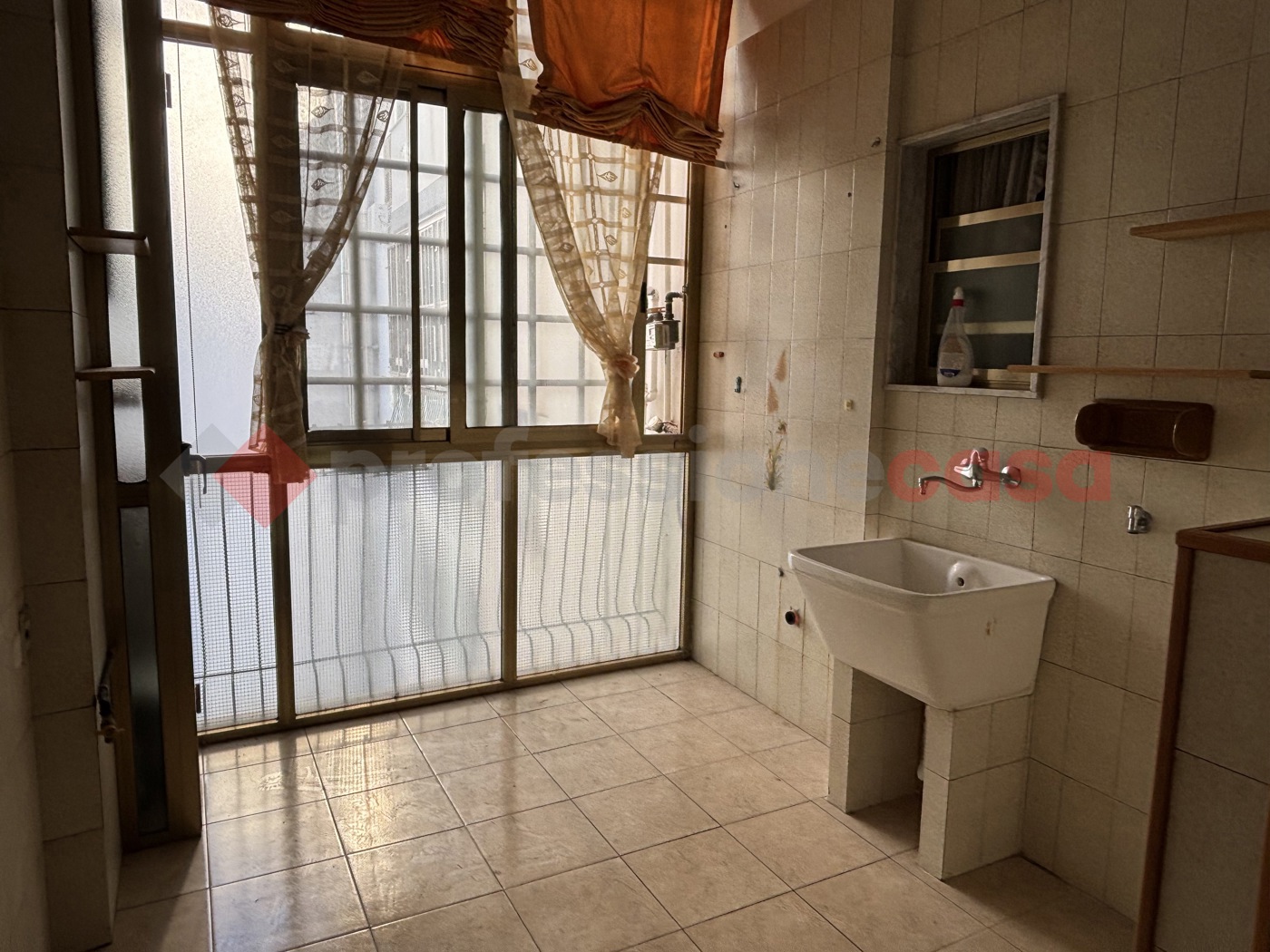 Trilocale da ristrutturare a Taranto