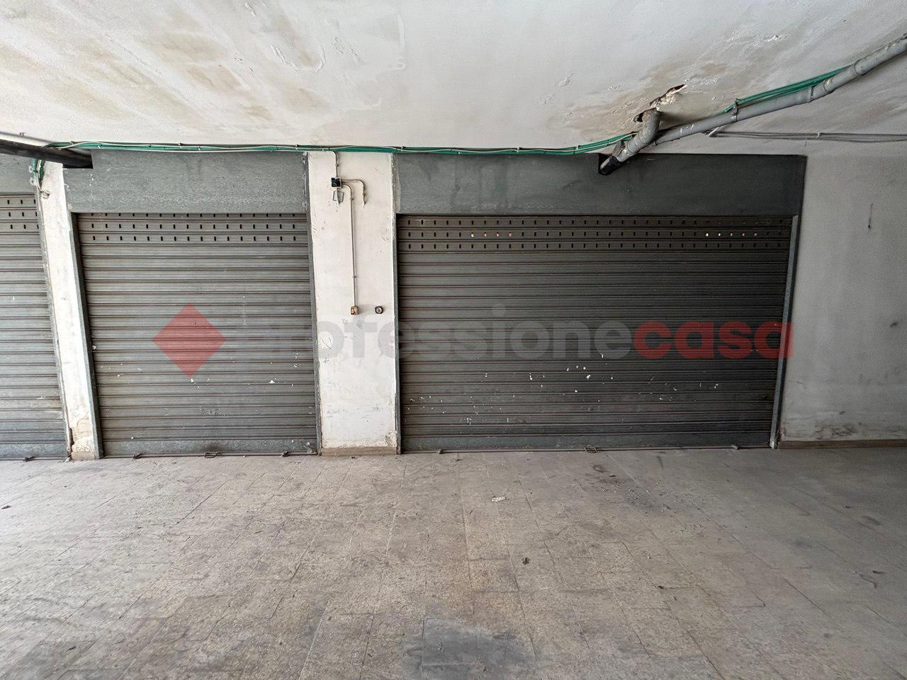 Box/Garage 38mq in vendita a Taranto