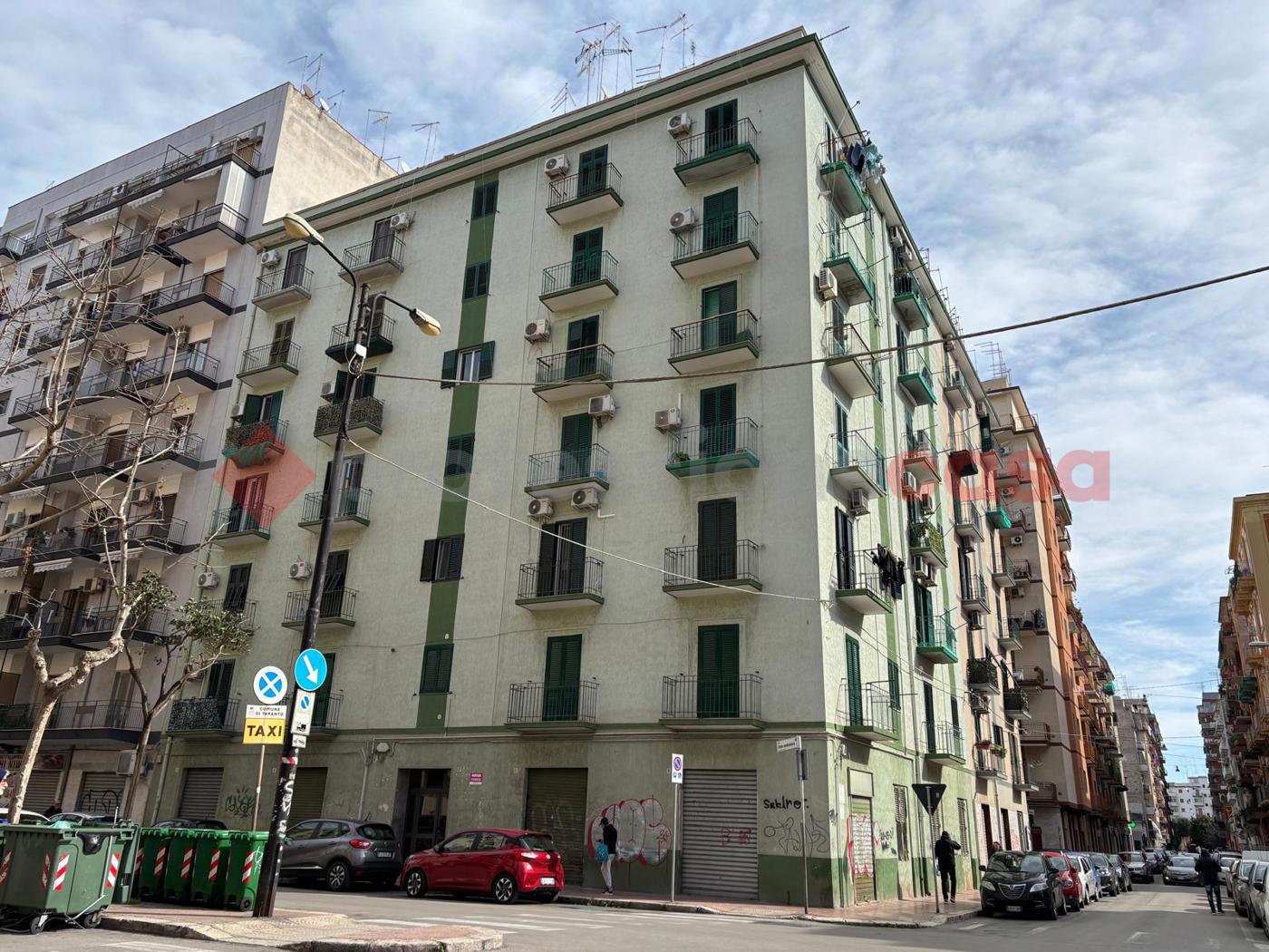 Trilocale da ristrutturare a Taranto
