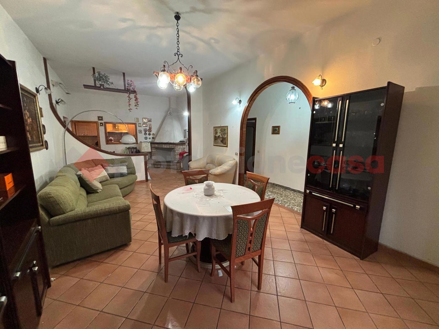 Trilocale da ristrutturare a Statte