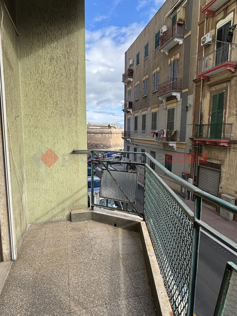 Bilocale da ristrutturare a Taranto